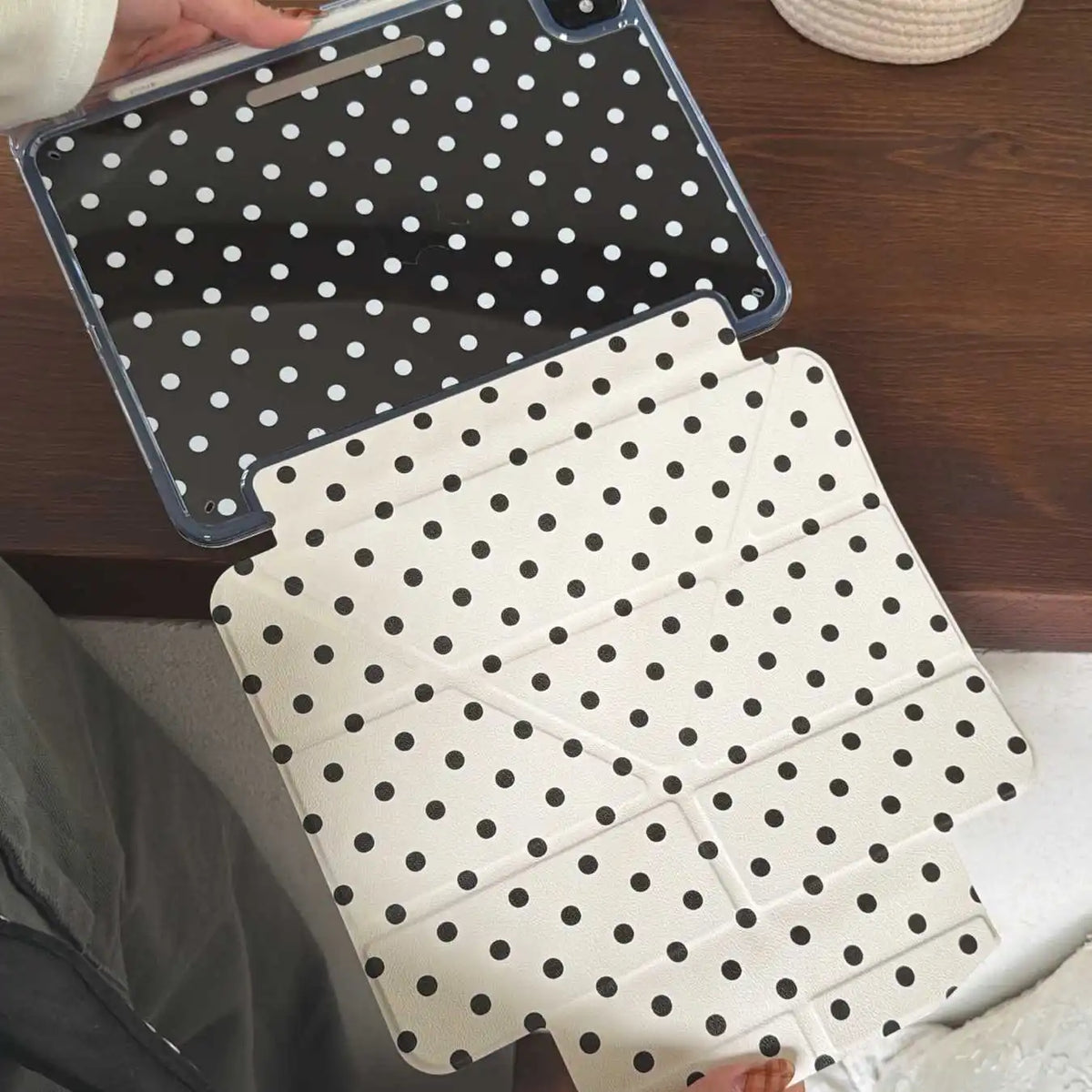Quiet Dot — Chalk — iPad Case